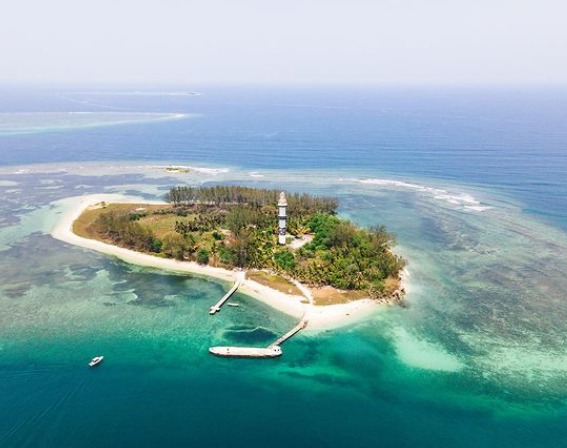 Isla de Enmedio turismo