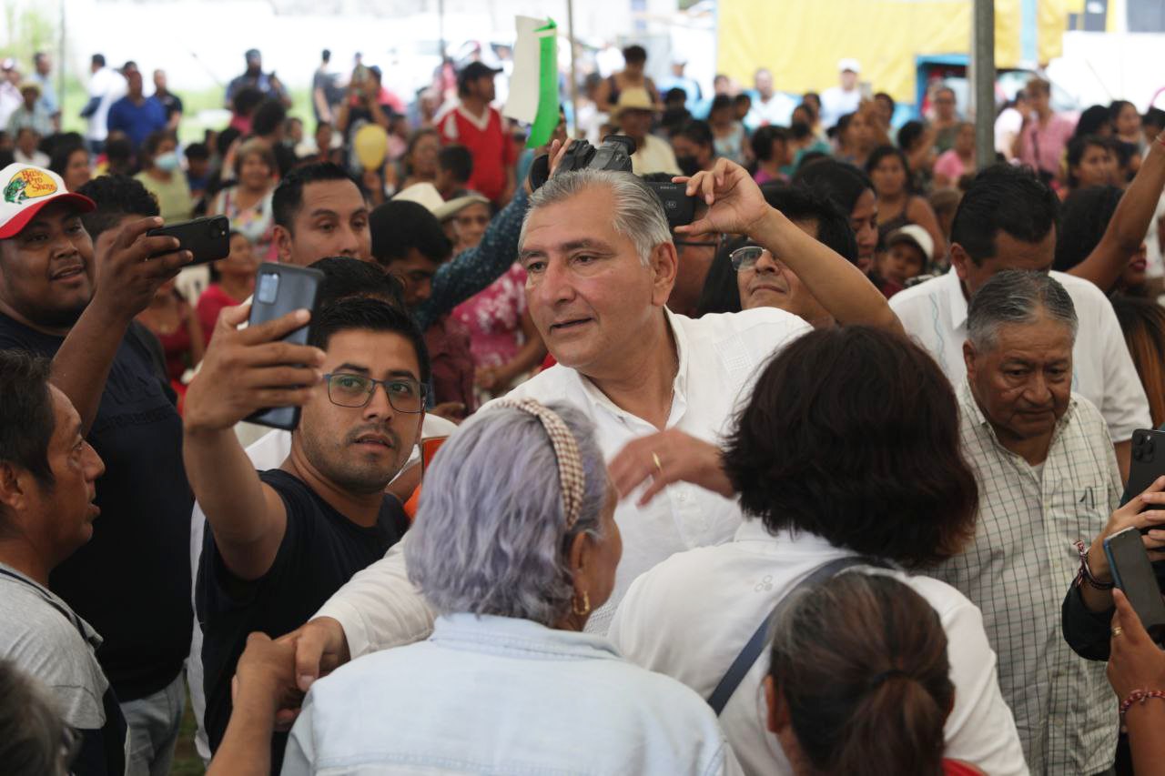 Adán Augusto en asamblea informativa en Veracruz